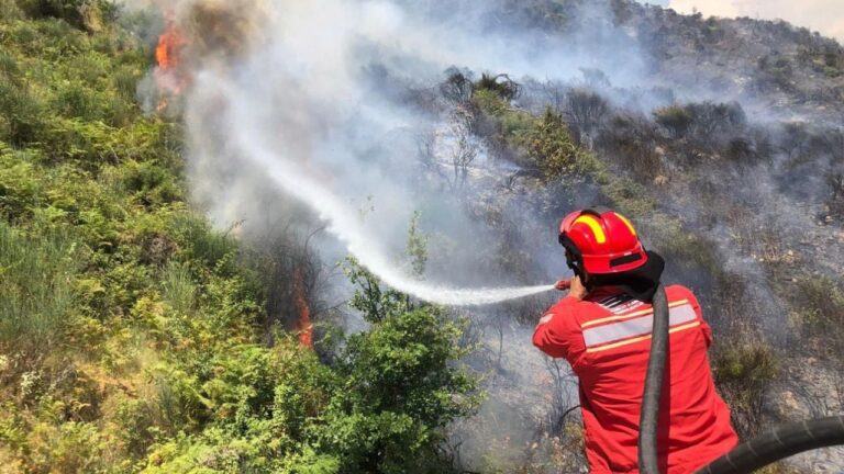 Shqipëria në flakë: Fondi 21 mln euro nuk mjafton, pushteti vendor pa kapacitete